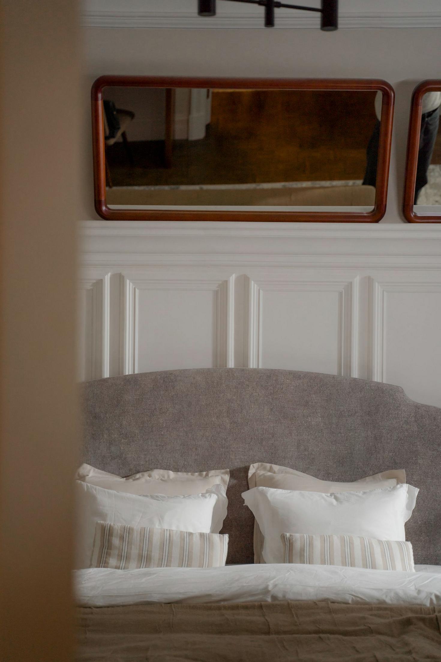 Comfortable Blissflash Room